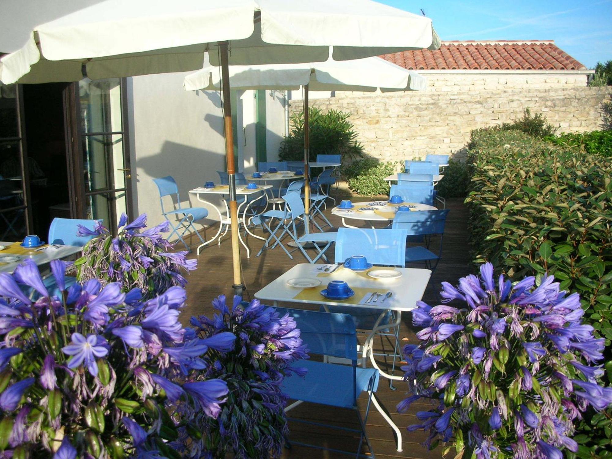 Hotel La Galiote En Re La Flotte Exteriör bild